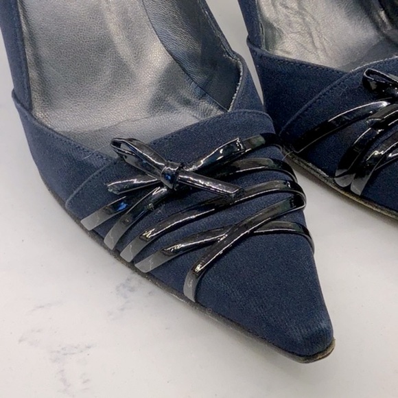 Stuart Weitzman Bow Heels - Picture 4 of 11